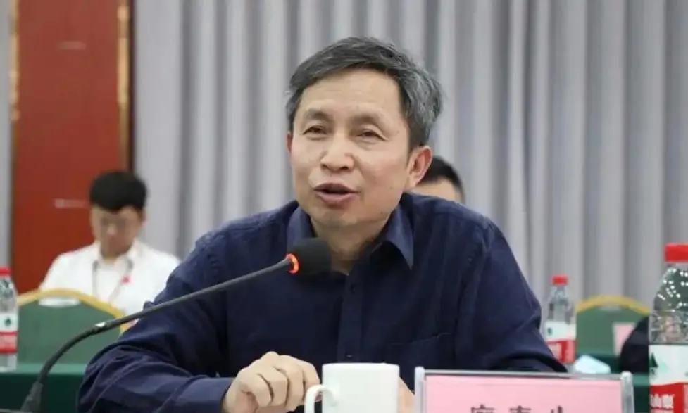 稀土高管集体'闪退'引国安警觉！尖端技术恐遭窃取