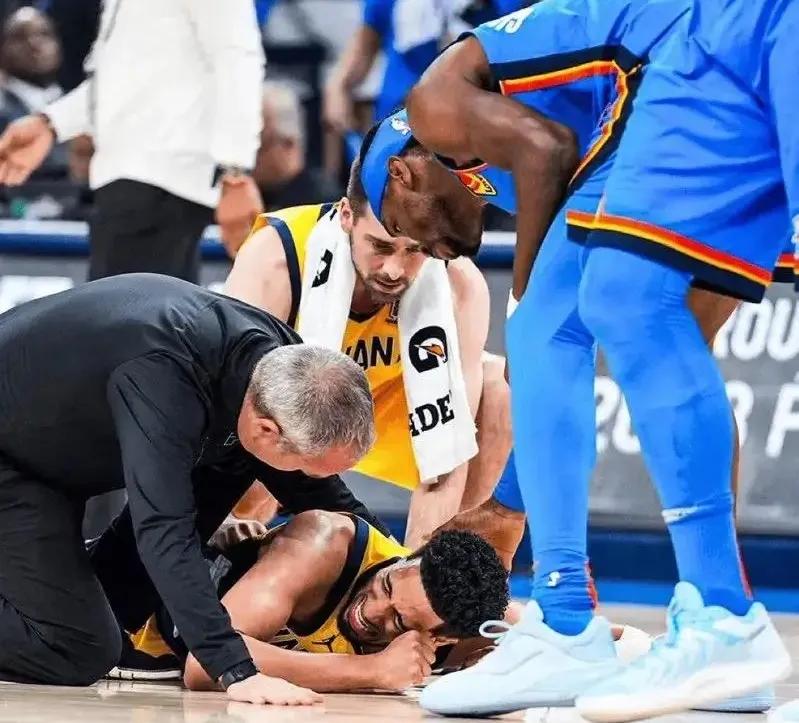 震惊！哈利伯顿跟腱撕裂引爆NBA