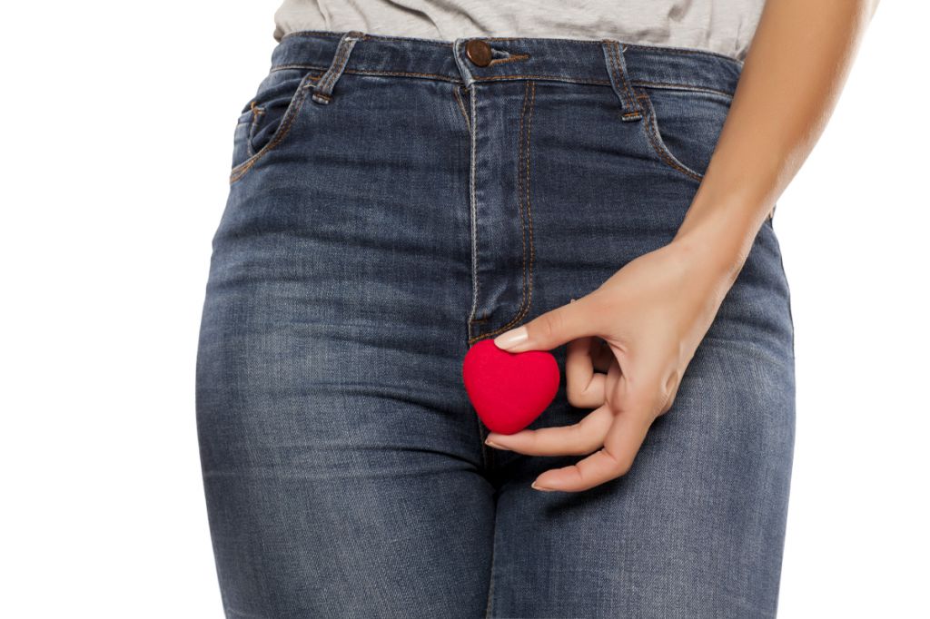 为什么男的用手抠女的信道？性行为安全与双方自愿原则的医学解读